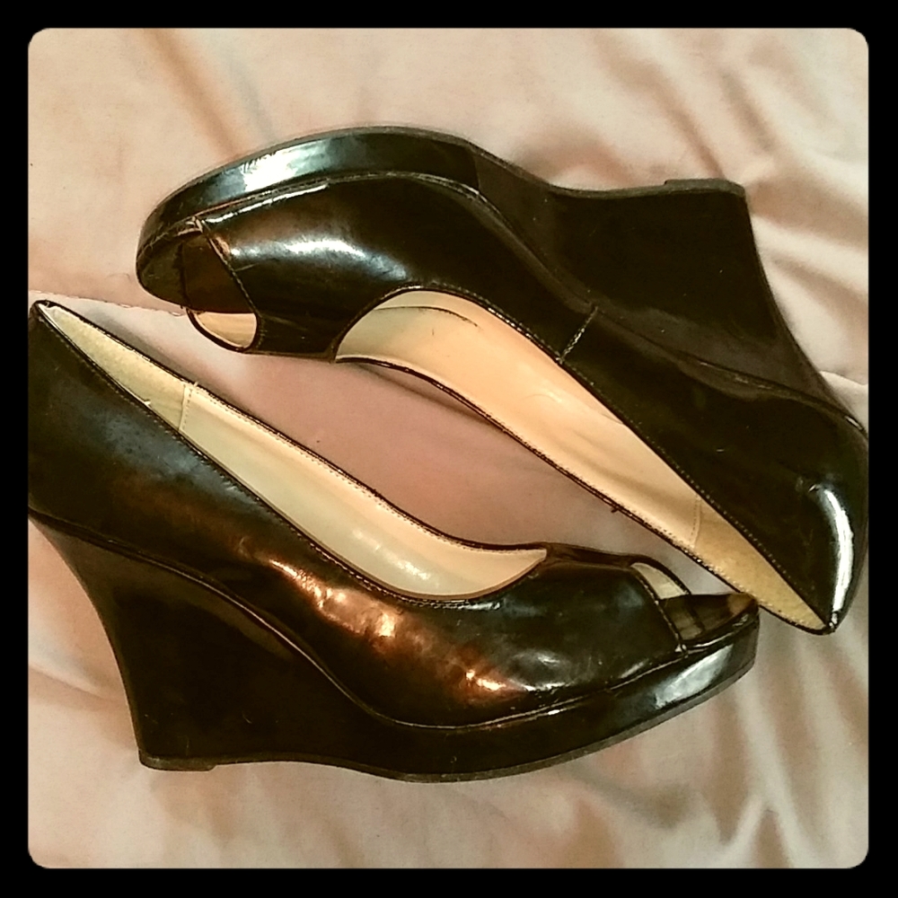 Black faux leather peep-toe heels